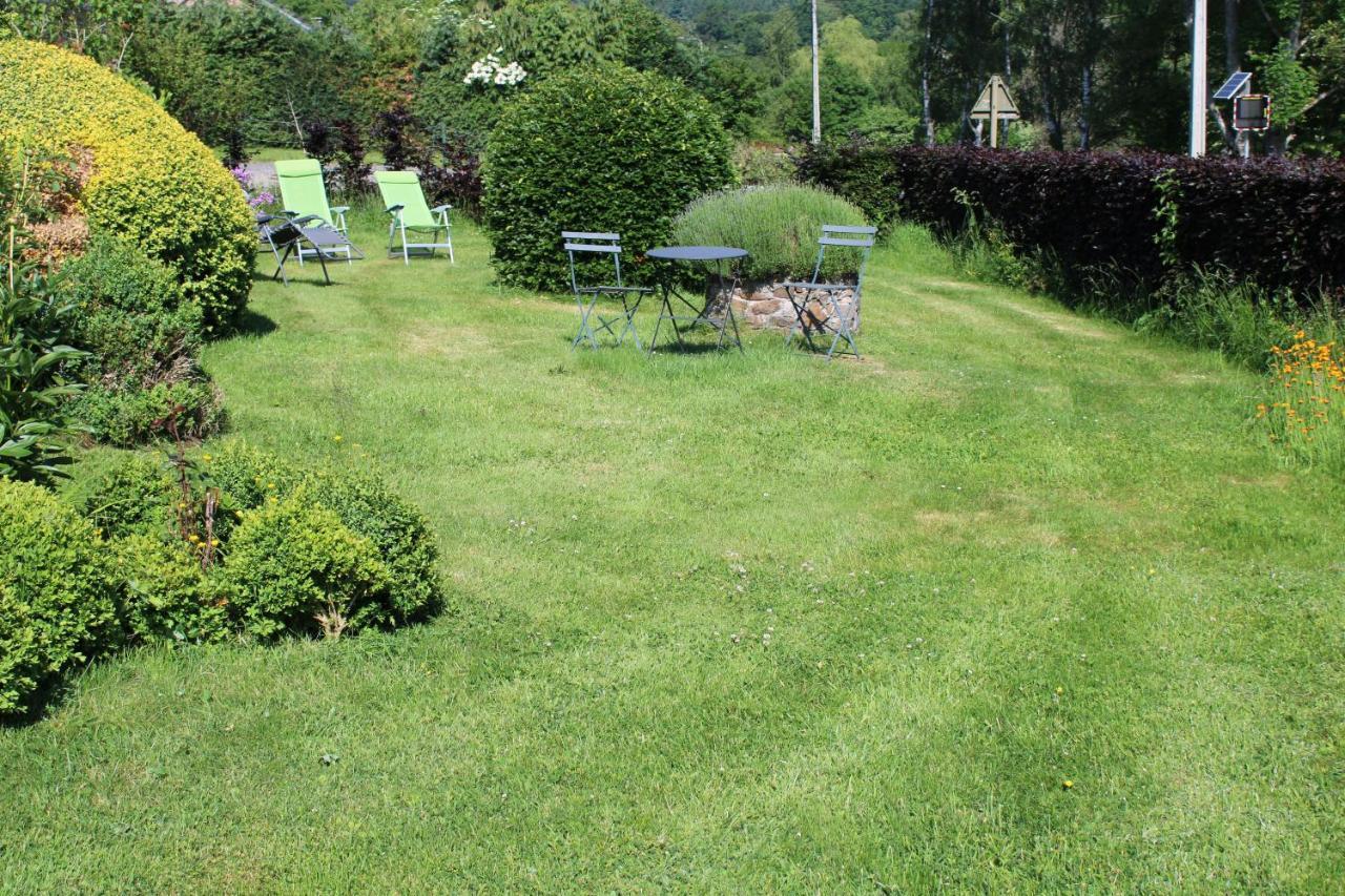 Villa Aux Hetres Pourpres Amonines Exterior foto